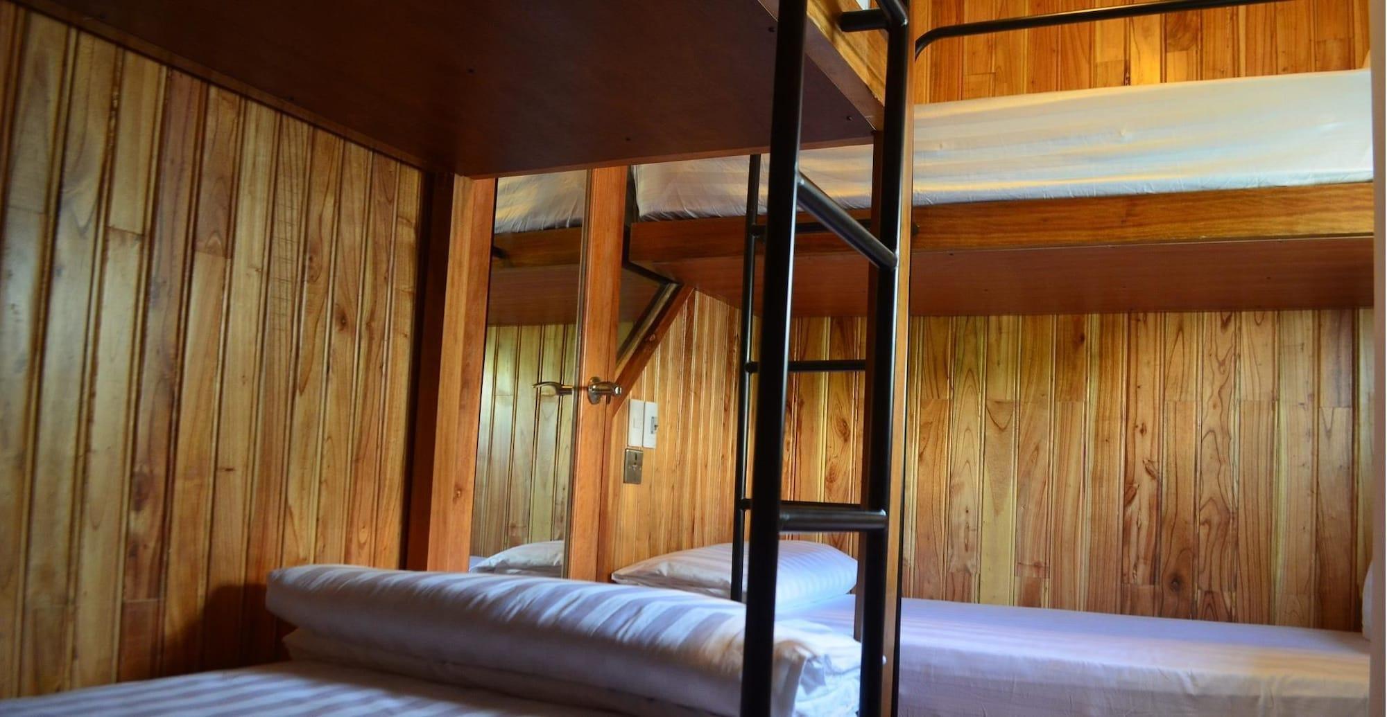 Tabalo Hostel Нячанг Екстер'єр фото