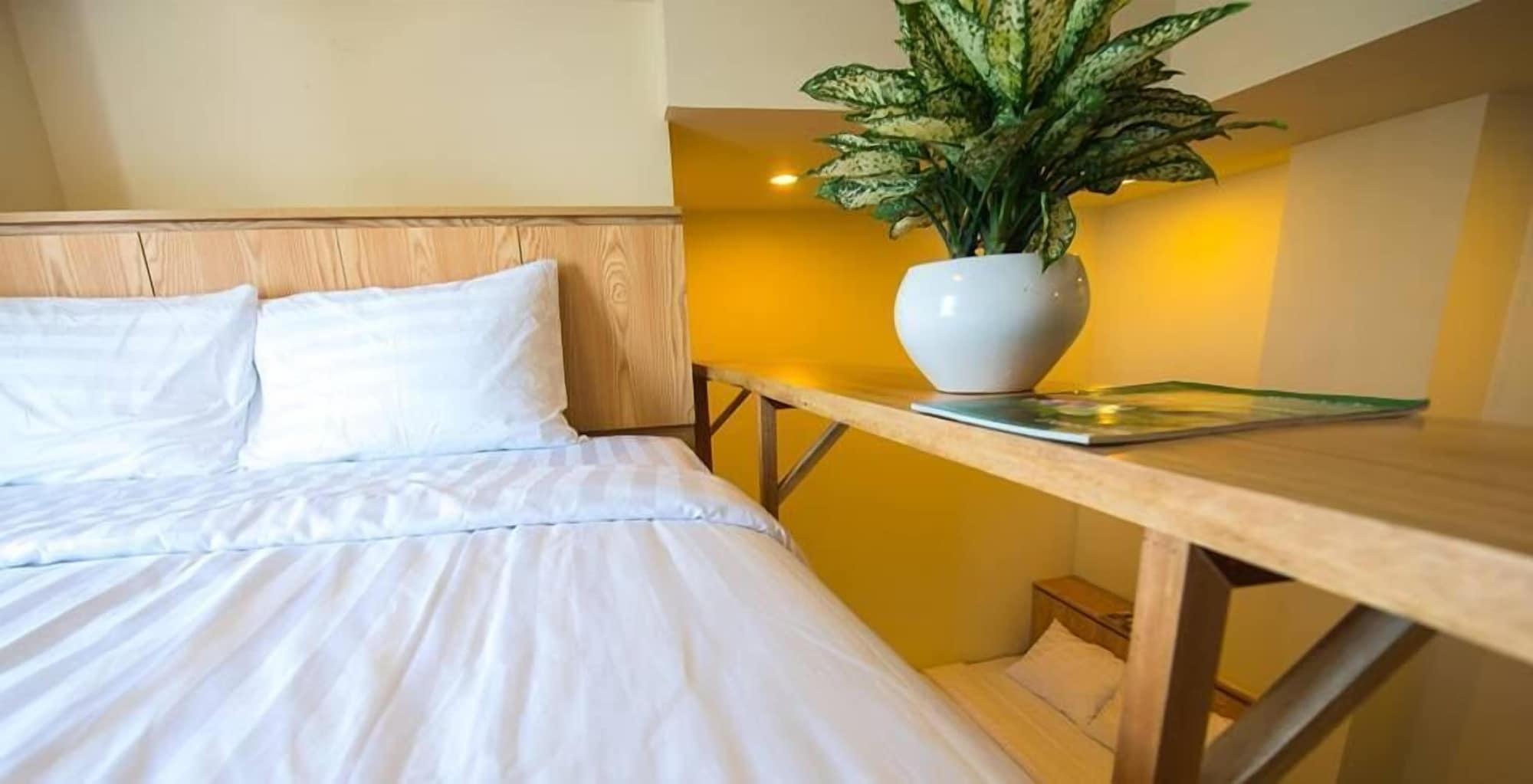 Tabalo Hostel Нячанг Екстер'єр фото