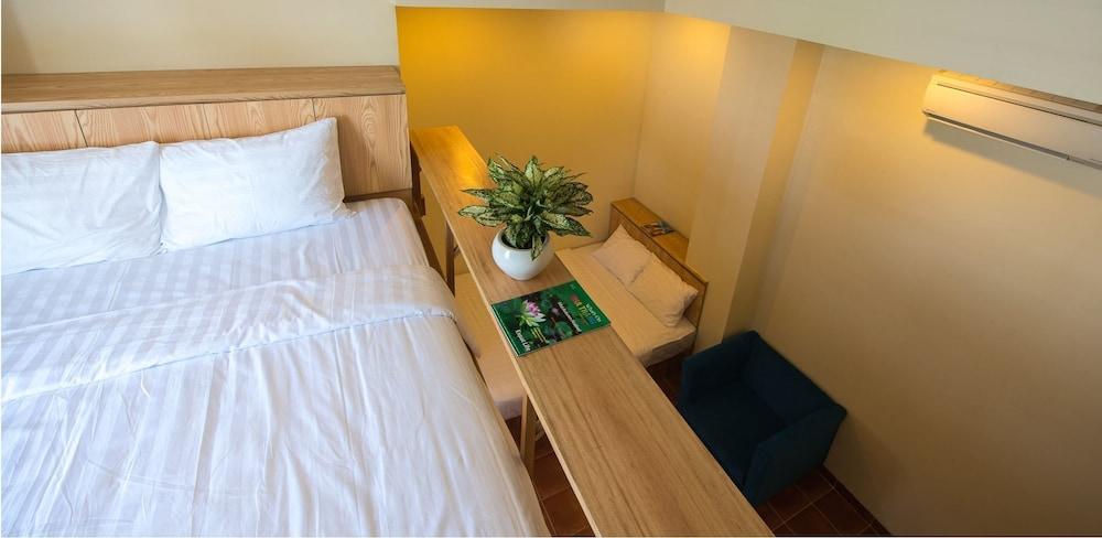 Tabalo Hostel Нячанг Екстер'єр фото