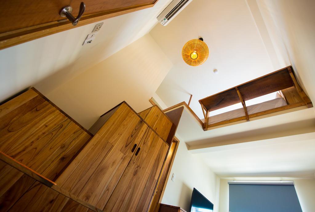 Tabalo Hostel Нячанг Екстер'єр фото