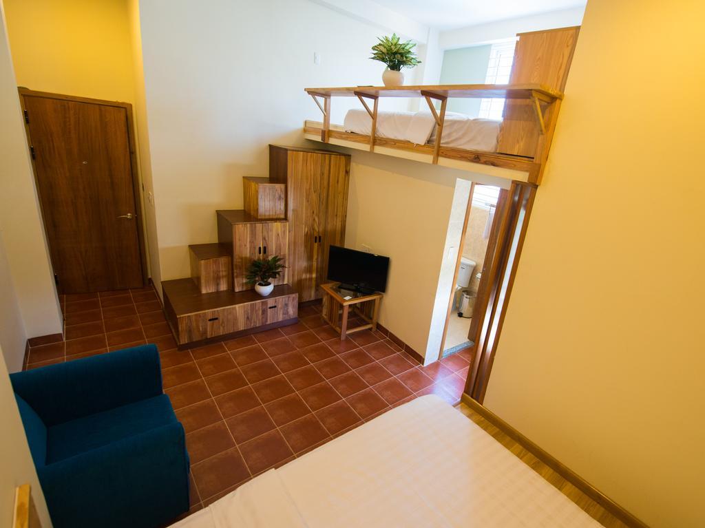 Tabalo Hostel Нячанг Екстер'єр фото