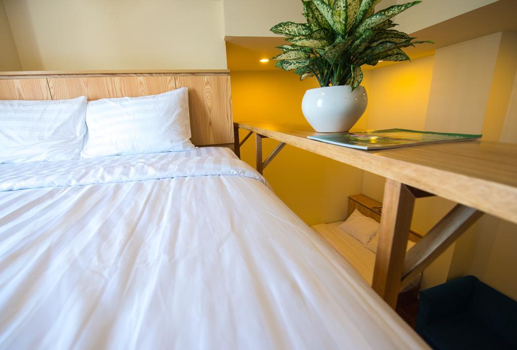 Tabalo Hostel Нячанг Екстер'єр фото