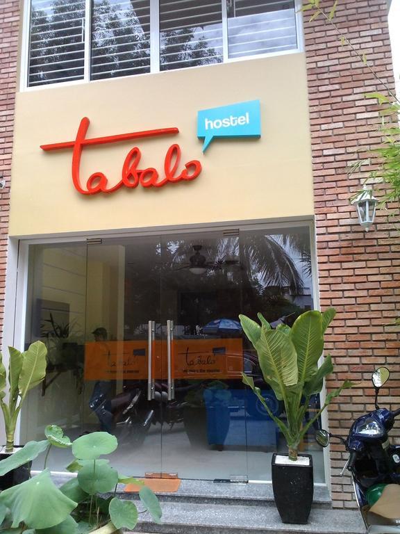 Tabalo Hostel Нячанг Екстер'єр фото